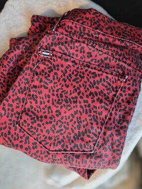 ​Alice + Olivia Good High Rise Skinny Jeans Red Leopard Print - Size 26